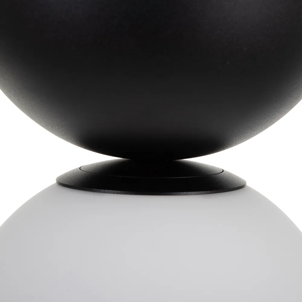 Lampa suspendata White and Black M [4]