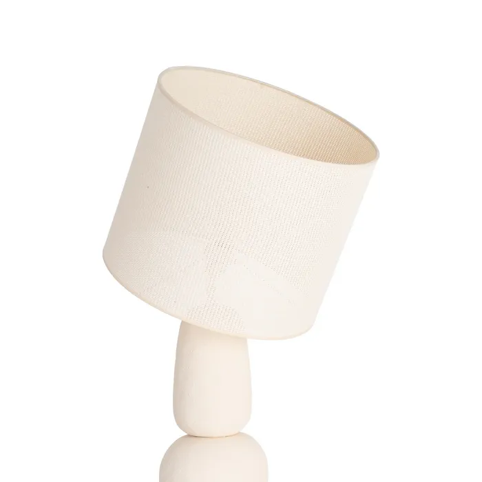 Lampadar din ceramică crem cu bază compusă din forme rotunjite și abajur textil [3]