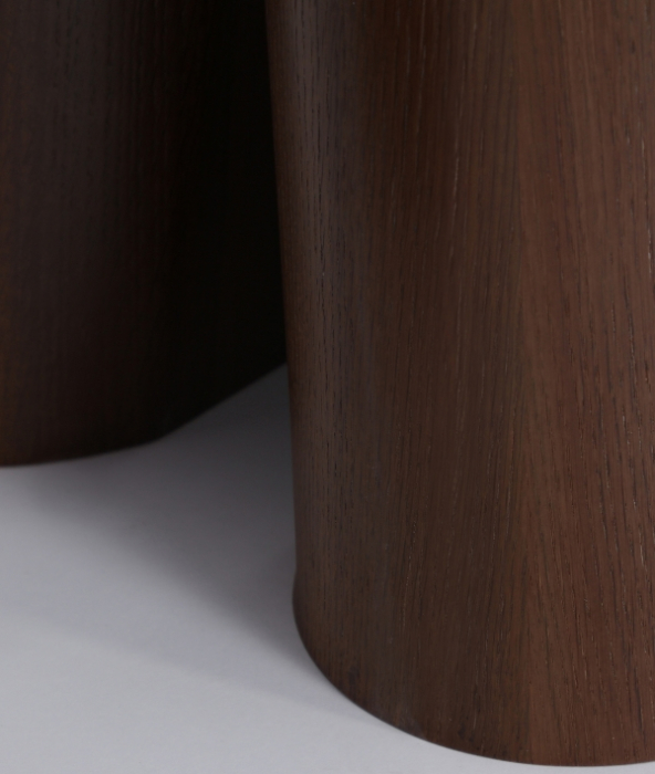 Masa de dining cu forme masive si finisaj elegant cu design contemporan Cava [8]