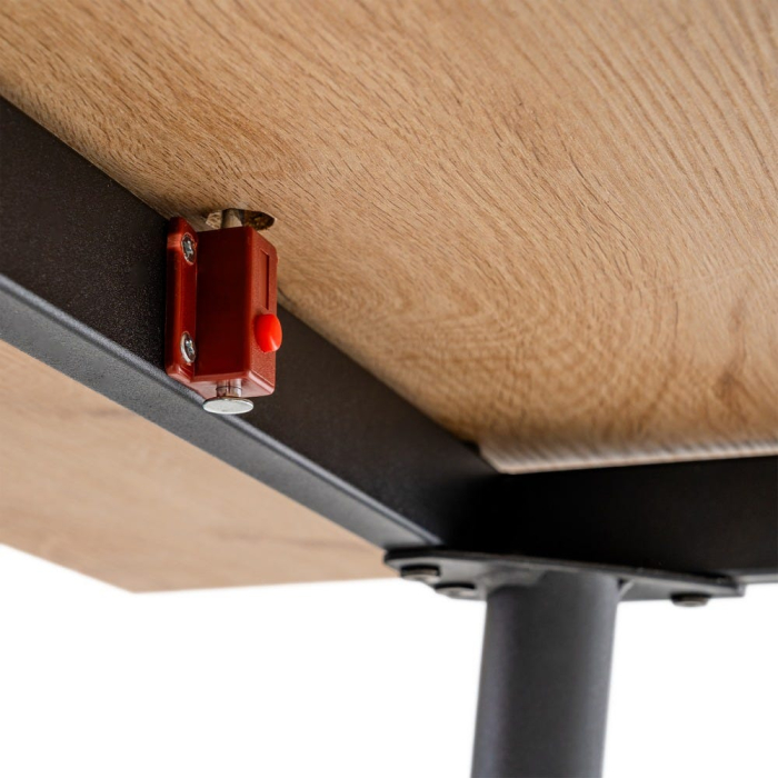 Masă extensibilă rotativă din metal și lemn [10]