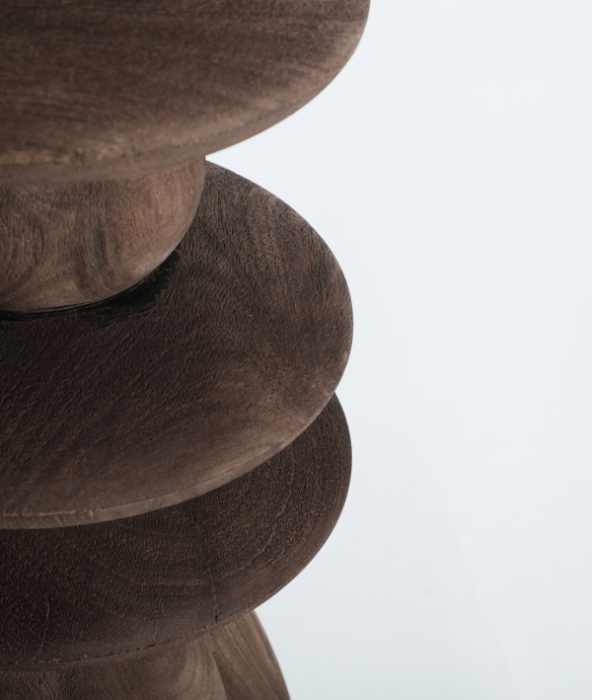 Masă laterală sculpturală mango marmură VRADS – titlu imagine principală [2]