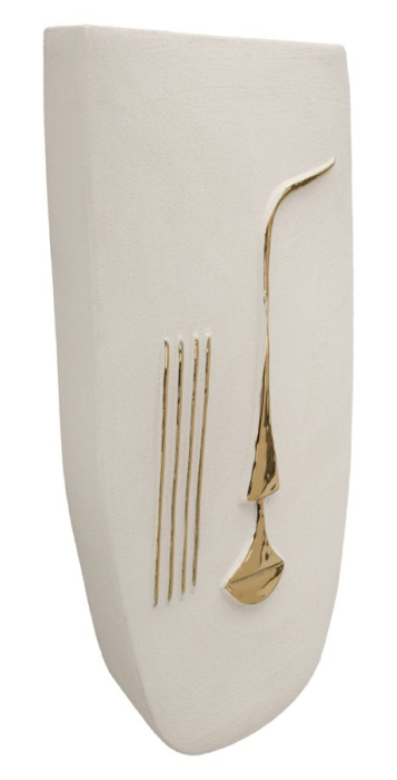 Mască decorativă de perete din ceramică albă cu detalii aurii design artistic modern [3]