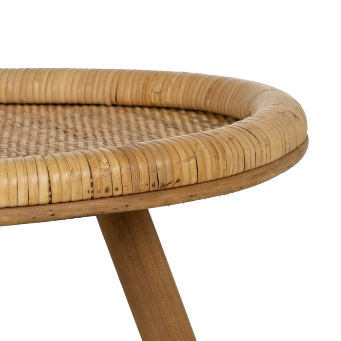 Măsuță de cafea din ratan natural în stil boho organic cu formă fluidă și blat împletit manual, ideală pentru interioare luminoase și naturale. [6]