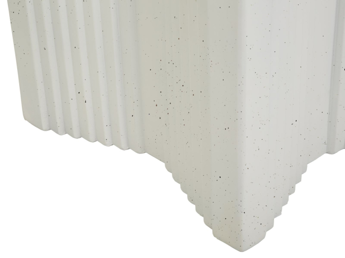 Masuta laterala cubica cu relief arcuit crem 40.5x50.5 cm [5]