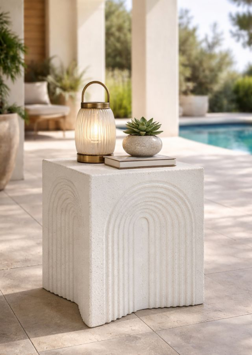 Masuta laterala cubica cu relief arcuit crem 40.5x50.5 cm [7]