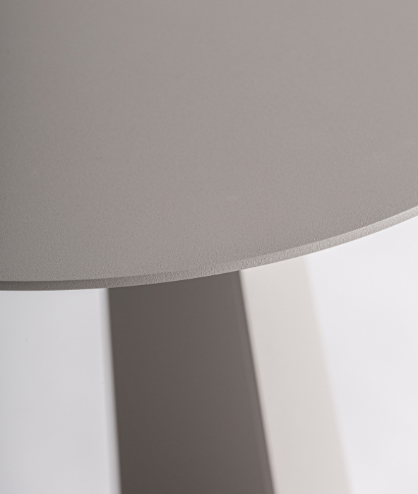 Masuta laterala din aluminiu taupe Wengen 40x40x48 cm [2]