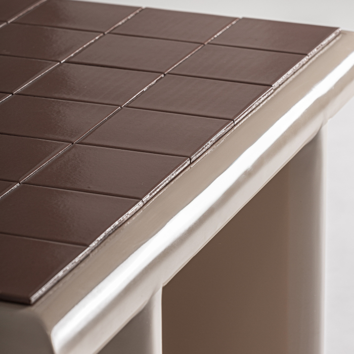 Măsuță laterală din MDF bej și ceramică maro Kurten [4]