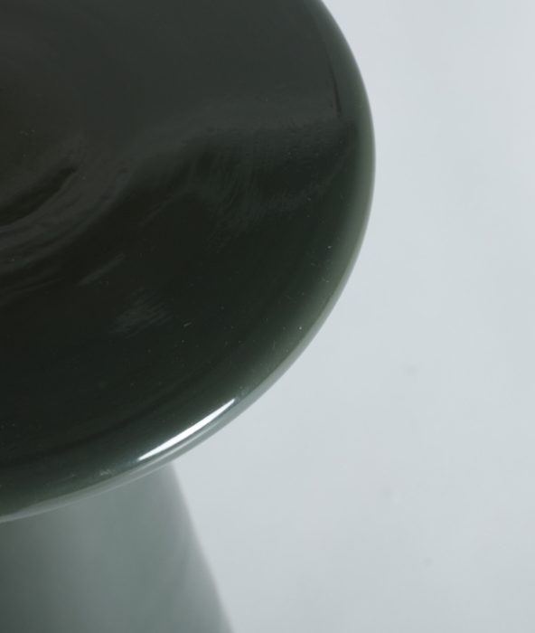 Măsuță laterală sticlă verde aurie CASSIS – titlu imagine principală [2]