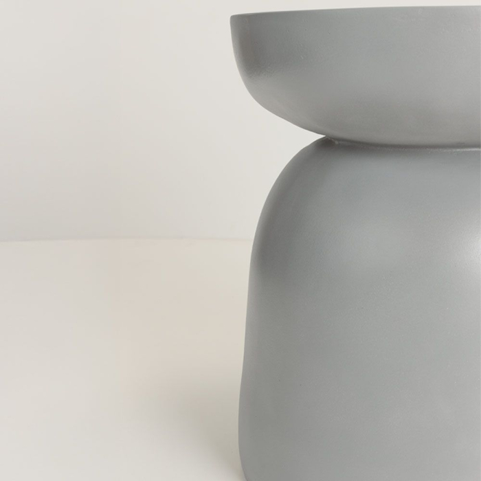 Măsuță laterală ciment gri cu textură mată – model Cement 2 [2]