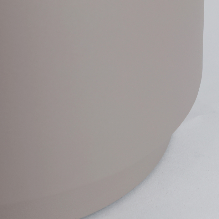 Măsuță laterală cu structură metalică gri și blat din lemn de acacia [3]