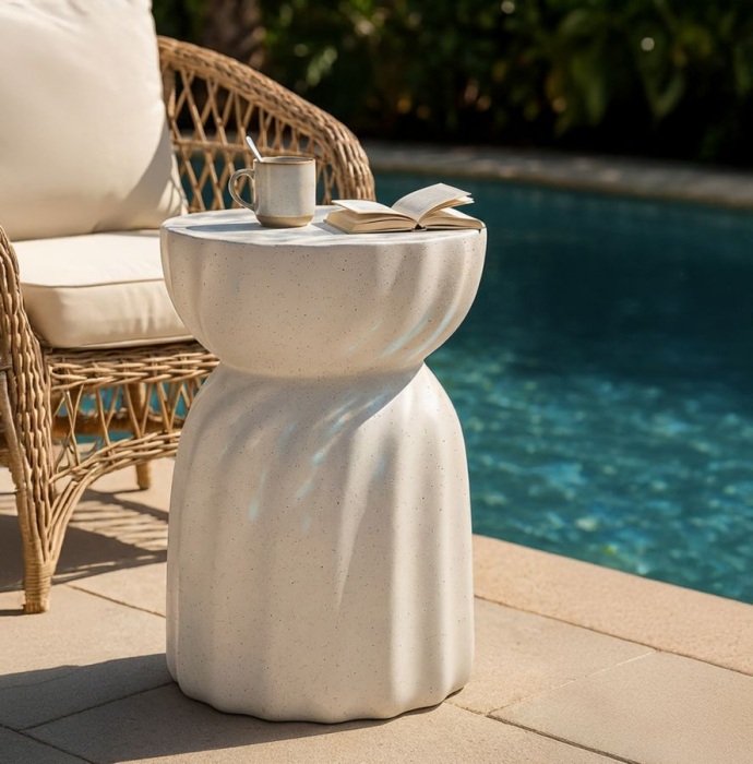 Masuta laterala rotunda sculpturala rasucita crem 36x47.5 cm [4]