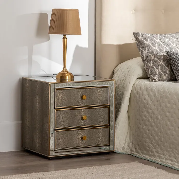 noptiera cu sertare aurii dormitor modern CreativDeco [2]