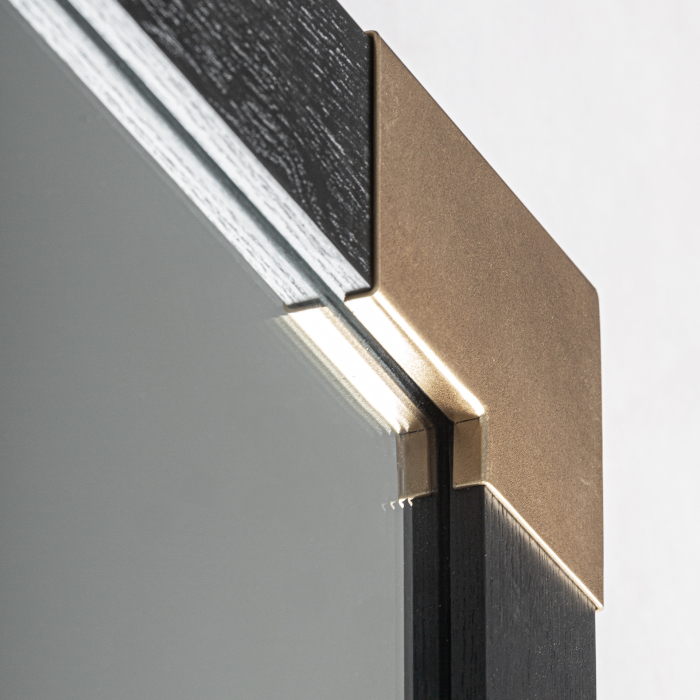Oglinda perete Art Deco cu rama din frasin negru si colturi metalice aurii Delmont 140x11x140 cm [4]