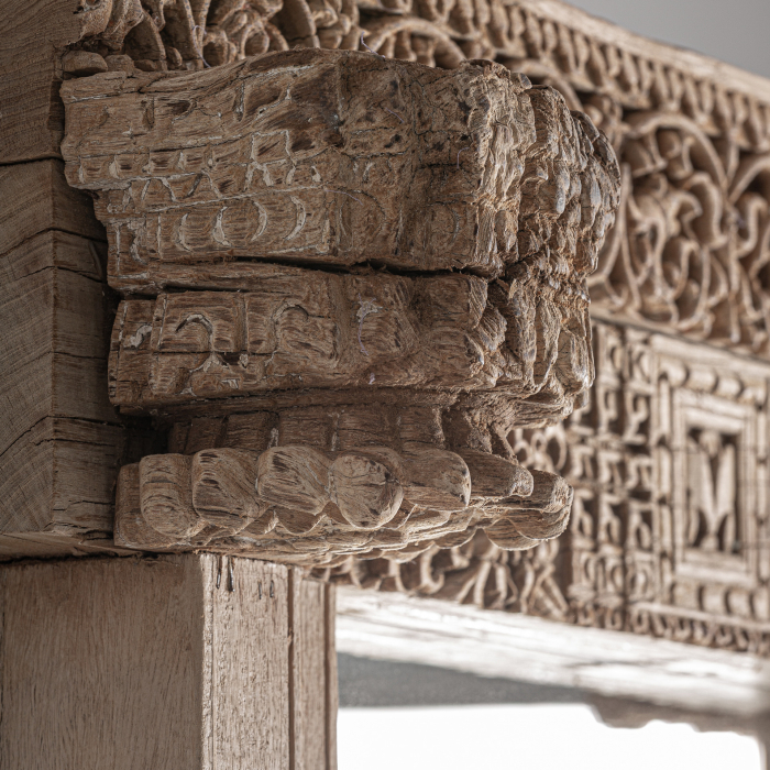 Oglindă verticală lemn tec sculptat Shike [5]