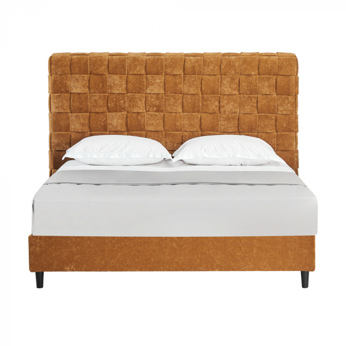 pat modern tapițat, tăblie înaltă, catifea camel, ideal pentru dormitor elegant [2]
