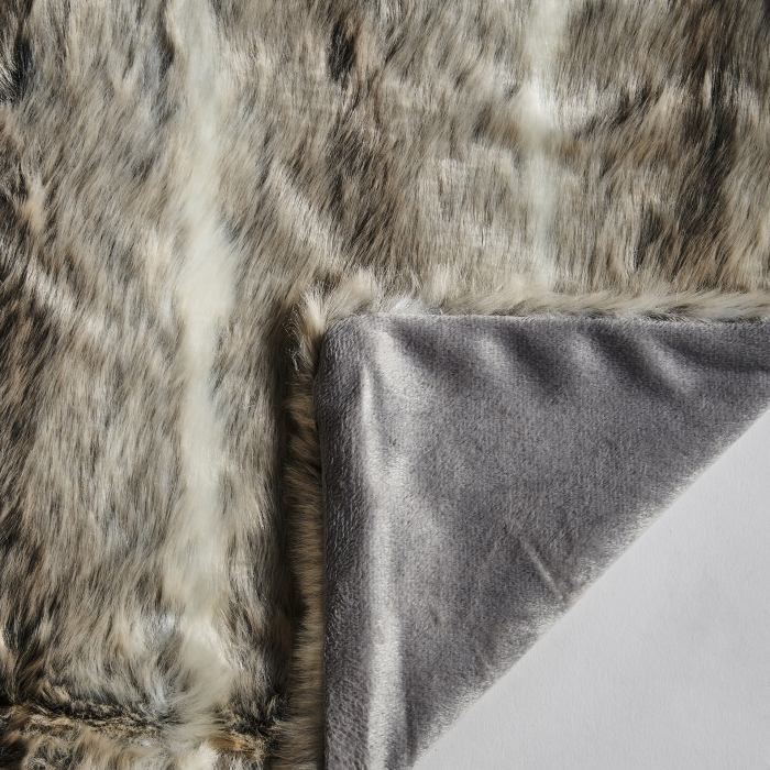 Patura microfibra blana lup gri|Paturi decorative [3]