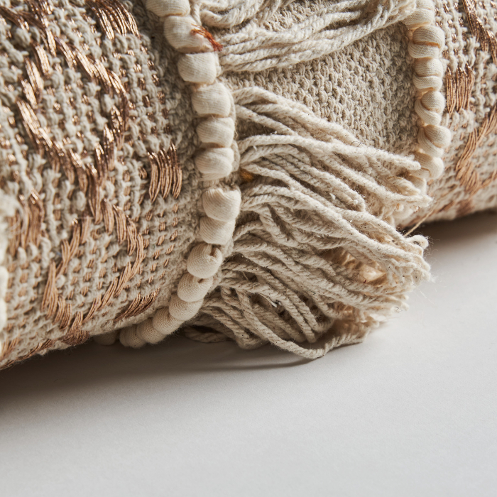 Perna decorativa bumbac crem vintage|Perne brodate de calitate [2]