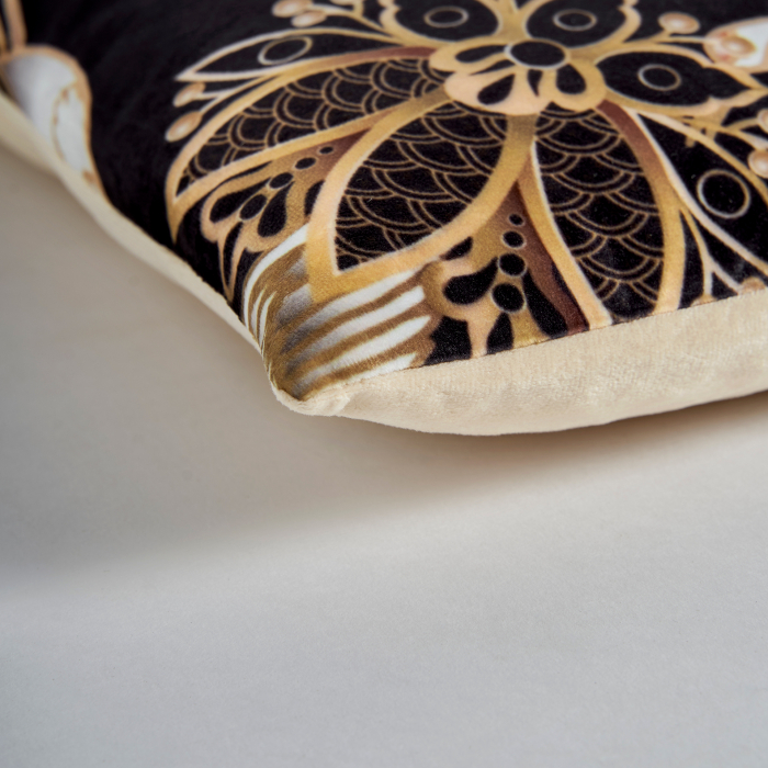 Perna decorativa catifea neagra aurie provensala|Perne elegante de calitate [3]