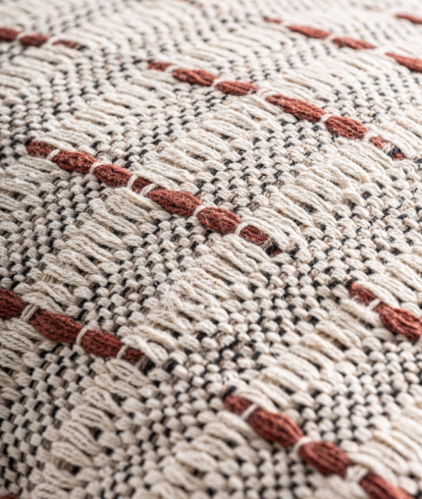 Pernă decorativă Keale iută bej cu detalii teracotă 60x40 cm [2]