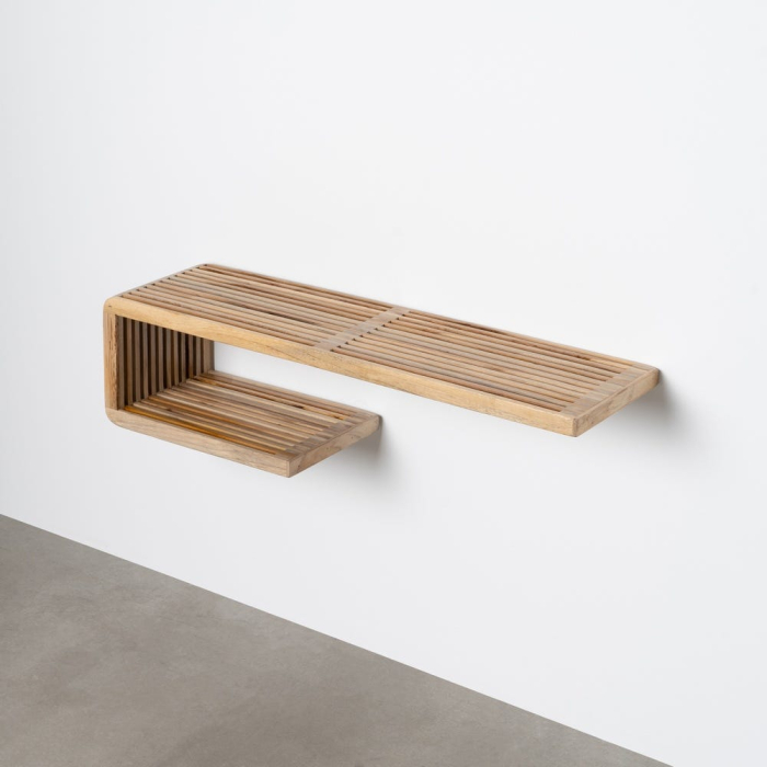 Raft de perete din lemn de tec reciclat waterfall cu sipci canelate tip baguette montaj reversibil – vedere frontală, caneluri tip baguette. [1]