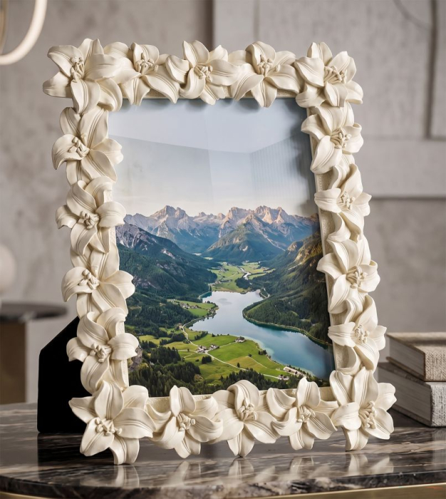 Set 2 rame foto crem compacte cu flori delicate [5]