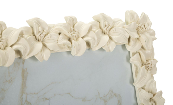 Set 2 rame foto crem cu relief floral tridimensional [3]