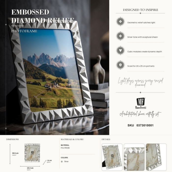 Ramă foto cu model geometric în relief și finisaj argintiu [6]
