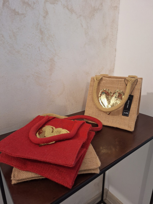 Sacosa cadou inimi, iuta paiete - creativdeco.ro [9]