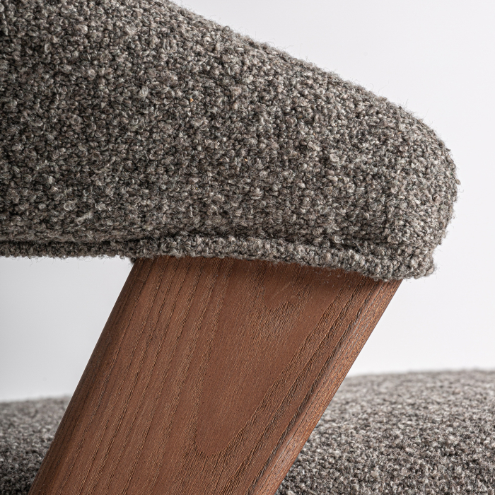 Scaun din stofă gri cu structură din lemn maro [7]