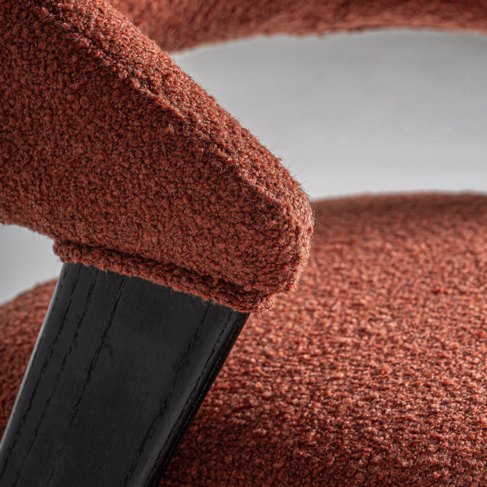 Scaun din stofă terracotta cu structură din lemn negru [7]