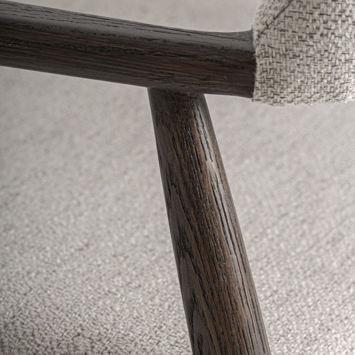 Scaunul dining pentru Horeca din lemn de frasin maro și poliester gri cu brațe în decor modern [3]