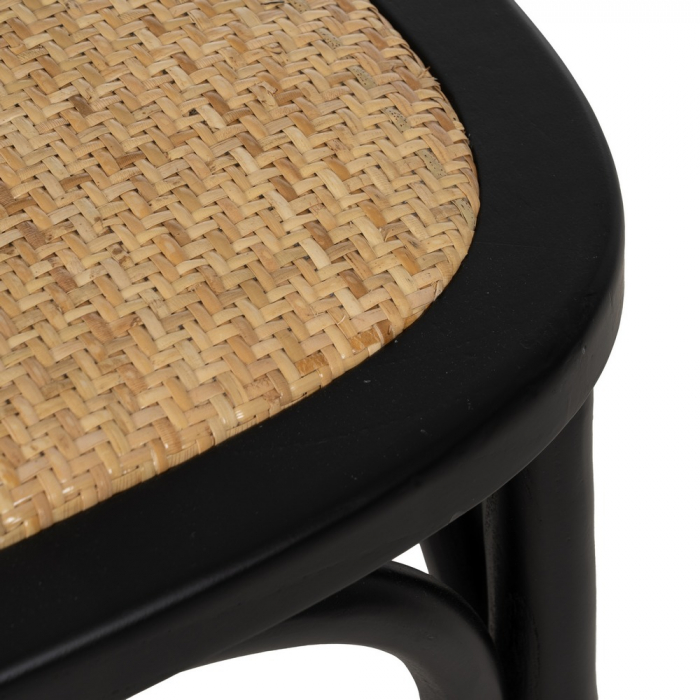 Scaun negru din lemn minimalist [10]