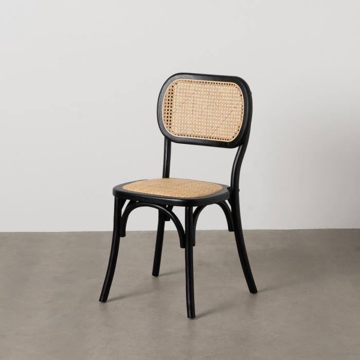Scaun negru din lemn minimalist [1]
