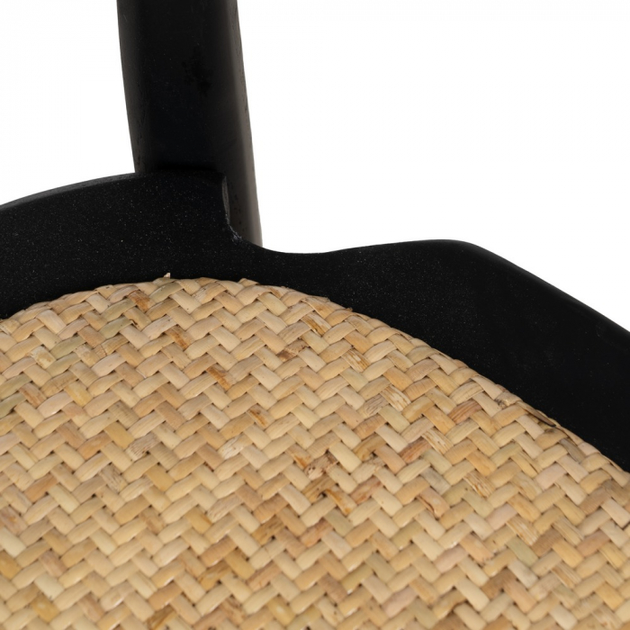 Scaun negru din lemn clasic confortabil [9]