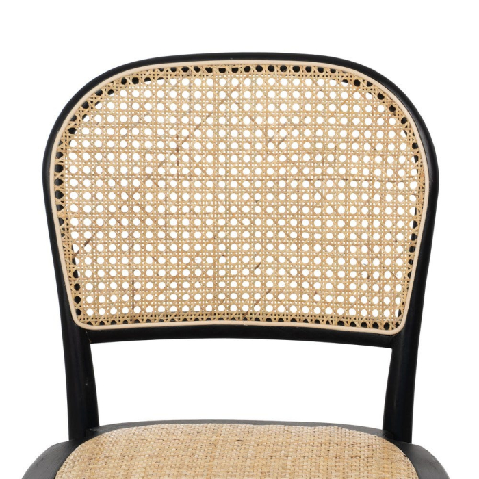 Scaun negru din lemn clasic confortabil [5]