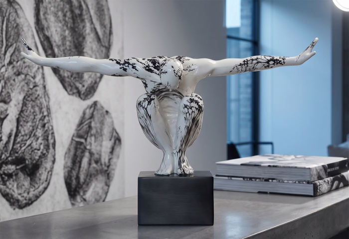 Sculptură decorativă stil oriental cu gimnastă în mișcare [7]