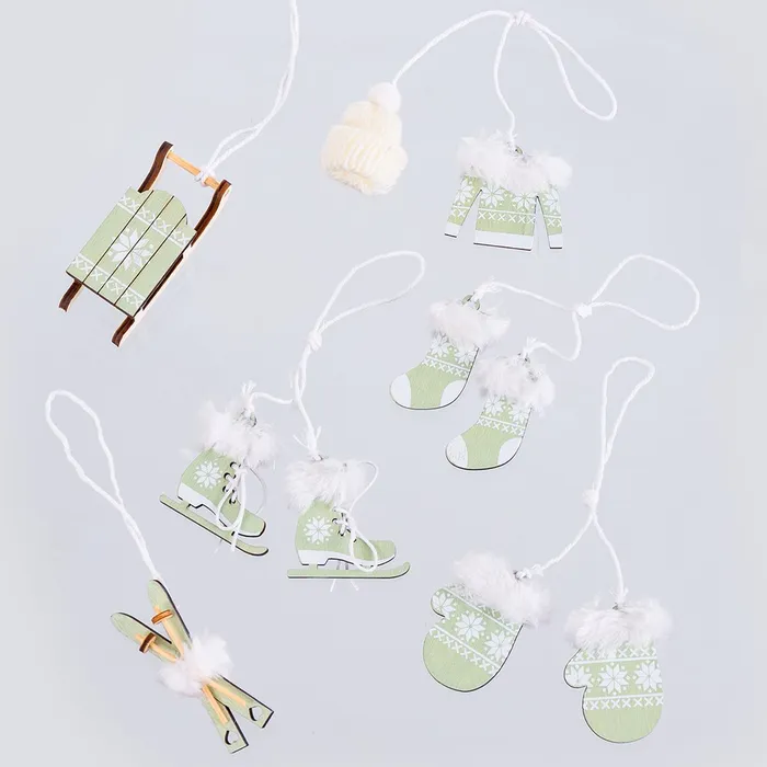 Set de 10 Decoratii Verzi Pastelate CreativDeco - Atmosfera de Iarna in Brad [2]