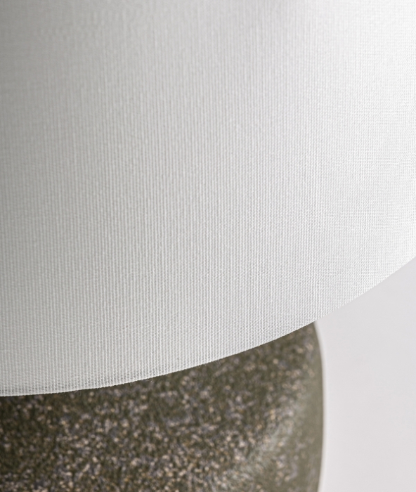 Set 2 lămpi de masă din ceramică verde – set cu bază texturată și abajur din in [2]