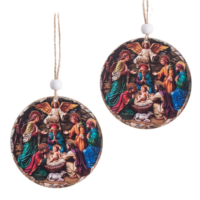 Set 2 ornamente medalion rotund din lemn cu imagine a Nașterii Domnului în culori calde și lumină aurie [2]