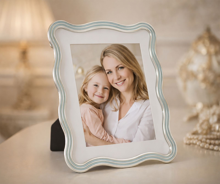 Set 2 rame foto albastru deschis și argintiu din metal cu linie ondulată 22.7x1.3x27.6 cm [5]