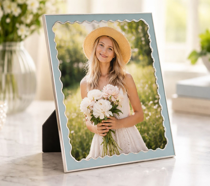 Set 2 rame foto albastru deschis și argintiu din metal cu profil ondulat 20x25 [5]