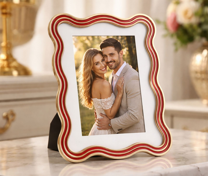 Set 2 rame foto roșu și auriu din metal cu linie ondulată 17.5x1.3x22.5 cm [5]