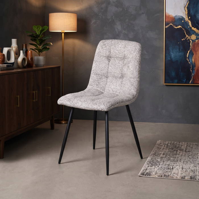 Set de 2 scaune dining și horeca din stofă gri deschis – imagine principală la masă [2]