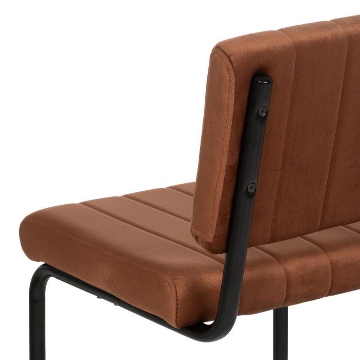 Set de 2 scaune dining teracotă tapițate din stofă, matlasate, bază metalică neagră tip sanie, stil retro-modern [9]