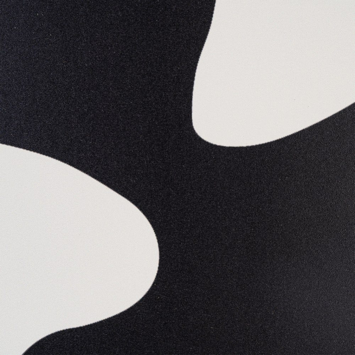 Set 2 tablouri abstracte alb-negru cu forme organice negre pe fond crem în ramă neagră din MDF [5]