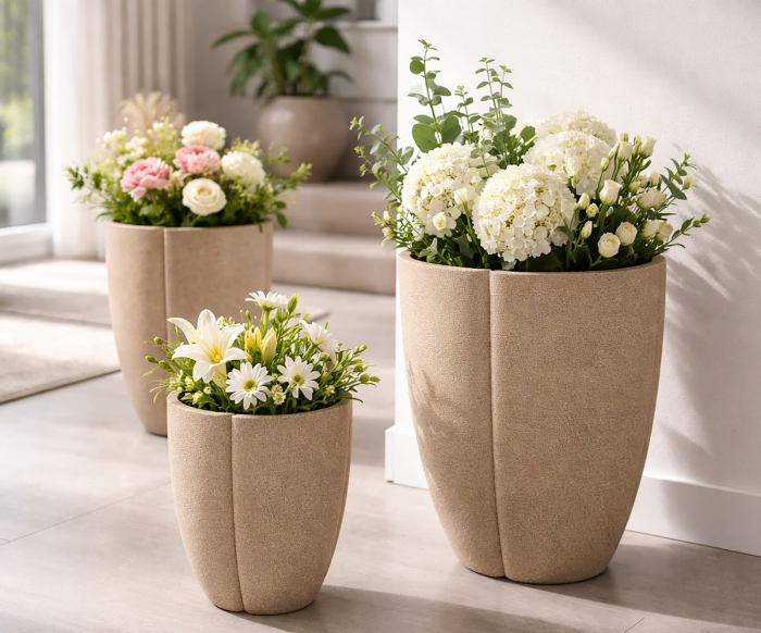 Set 3 suporturi pentru plante și flori exterior gri din rășină cu aspect mineral [7]