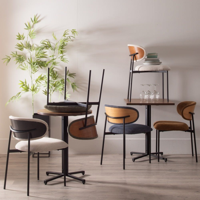 Set 4 scaune dining din stofă maro și metal negru [2]