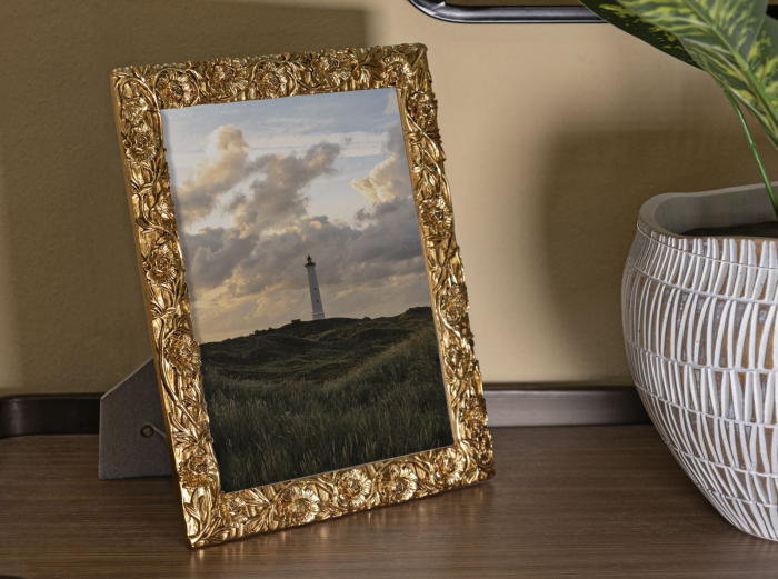 Rame foto rășină aurie cu detalii florale 20x25 cm – imagine principală – Poppy [5]