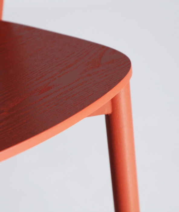 Set de 2 scaune de bar din lemn de frasin coral cu spatar curbat VREDEN [5]
