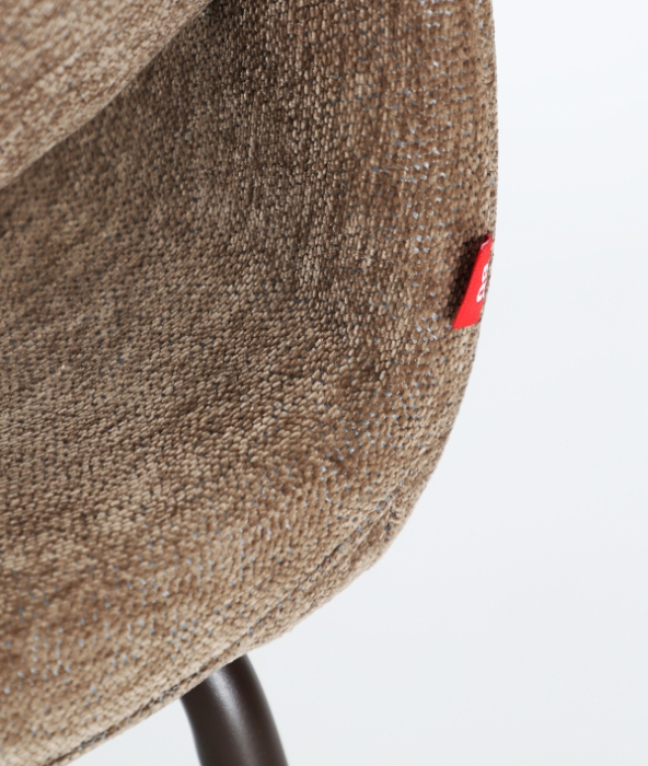 Set de 2 scaune tapitate taupe cu brate si design organic Noor [6]